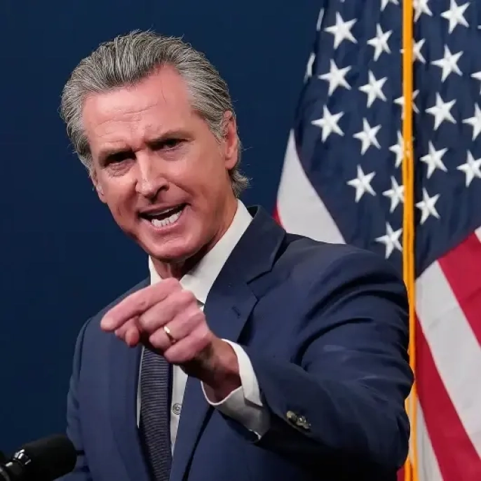 Kaliforniya Valisi Newsom'dan Trump'a sert eleştiri: İsrail'e destek sorgulanmalı