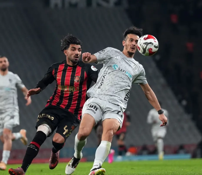 Karagümrük, Kocaelispor karşısında son dakika şoku yaşadı