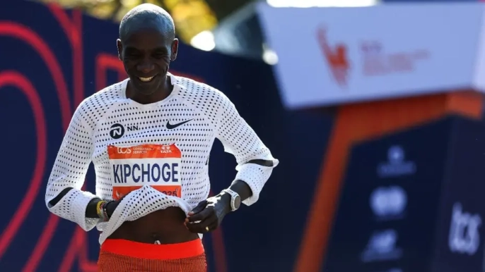 Kipchoge, dijital antrenörle zirveyi hedefliyor