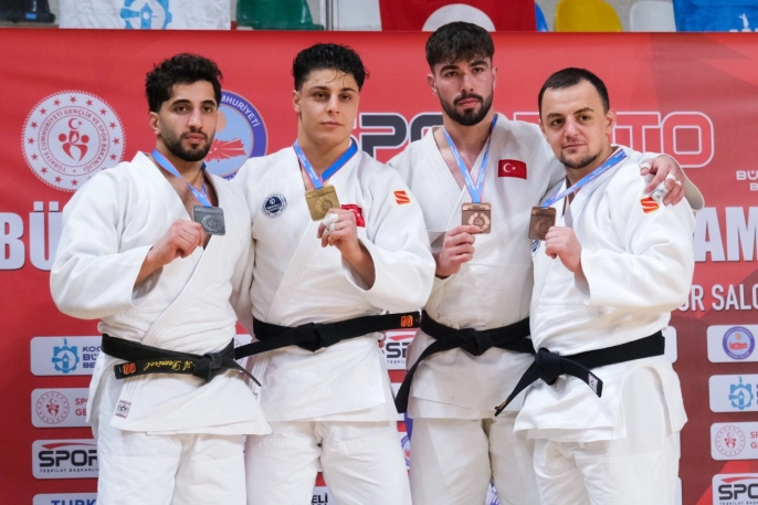 Kocaeli'de judo şampiyonasında Kağıtspor'un madalya başarısı
