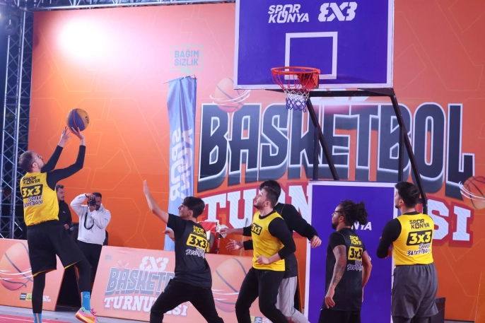 Konya'da 3x3 basketbol turnuvası gerçekleştirildi