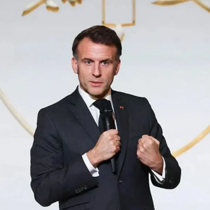 Macron'dan küresel enerji krizi için acil çağrı: Hürmüz Boğazı yeniden açılsın!
