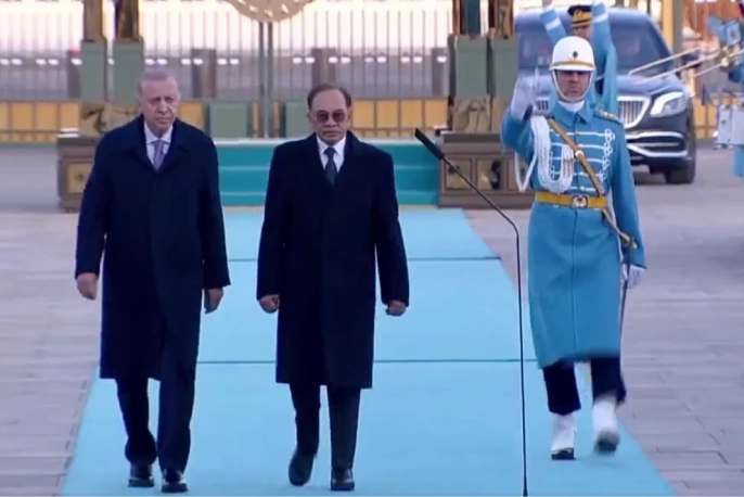 Malezya Başbakanı İbrahim, Ankara'da Cumhurbaşkanlığı Külliyesi'nde ağırlandı