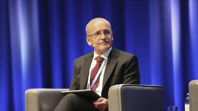 Mehmet Şimşek'ten dev hamle: New York ve Londra'da 800'ü aşkın dev isimle buluştu, Türkiye'ye yatırım sinyalleri!