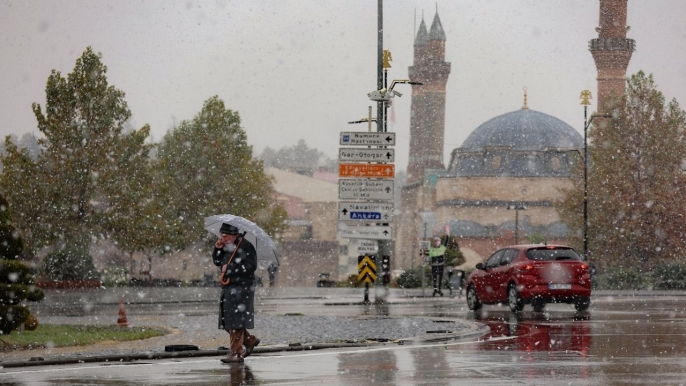 Meteoroloji'den kritik uyarı: 27 ilde yağış tehlikesi kapıda!