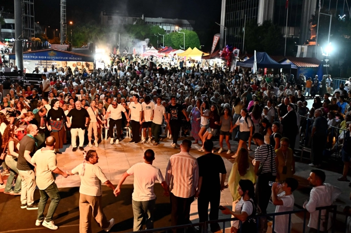 Muratpaşa’da 10’uncu Yöreler Renkler Festivali devam ediyor