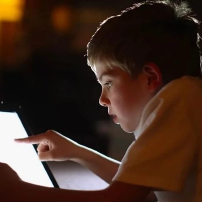 Norveç, 16 yaş altı çocukların sosyal medyaya erişimini yasaklamaya hazırlanıyor