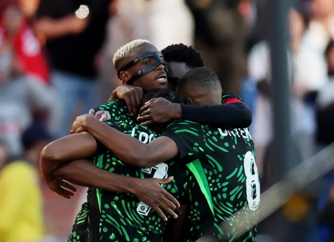 Osimhen yine sahnede! Nijerya, Afrika Uluslar Kupası'nda yarı finale fırtına gibi esti