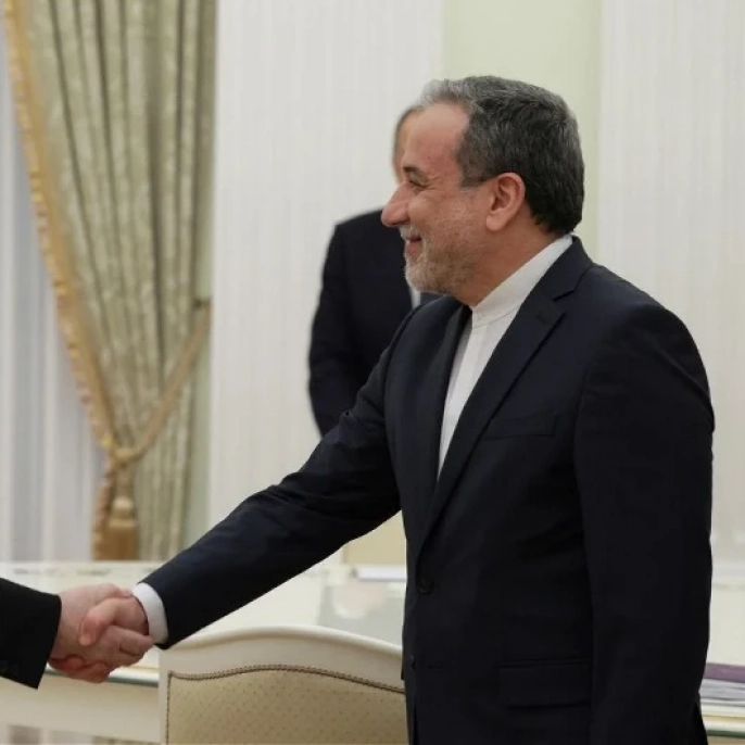 Putin'den İran'a barış mesajı: Bölge için her şeyi yapacağız