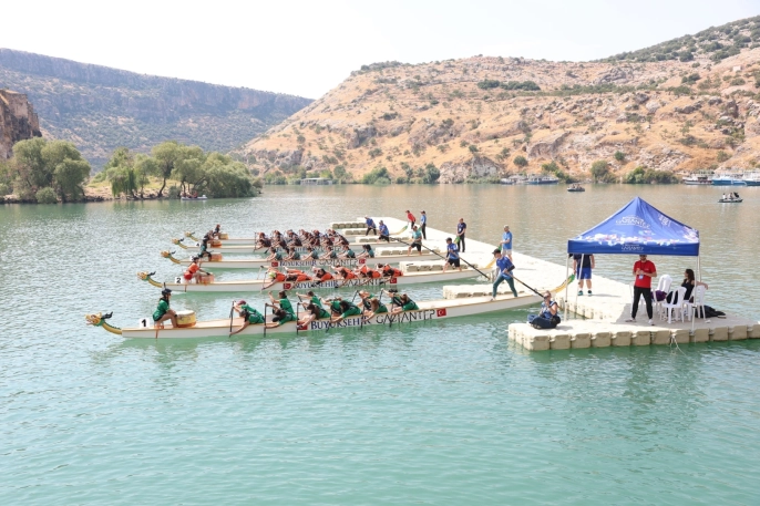 Rumkale'de uluslararası su sporları festivali düzenlendi