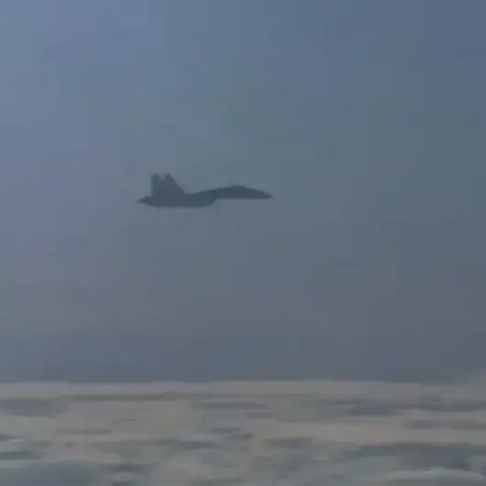 Rus bombardıman uçakları Karadeniz'de alarm verdi: Savaş uçakları eşliğinde 5 saatlik uçuş