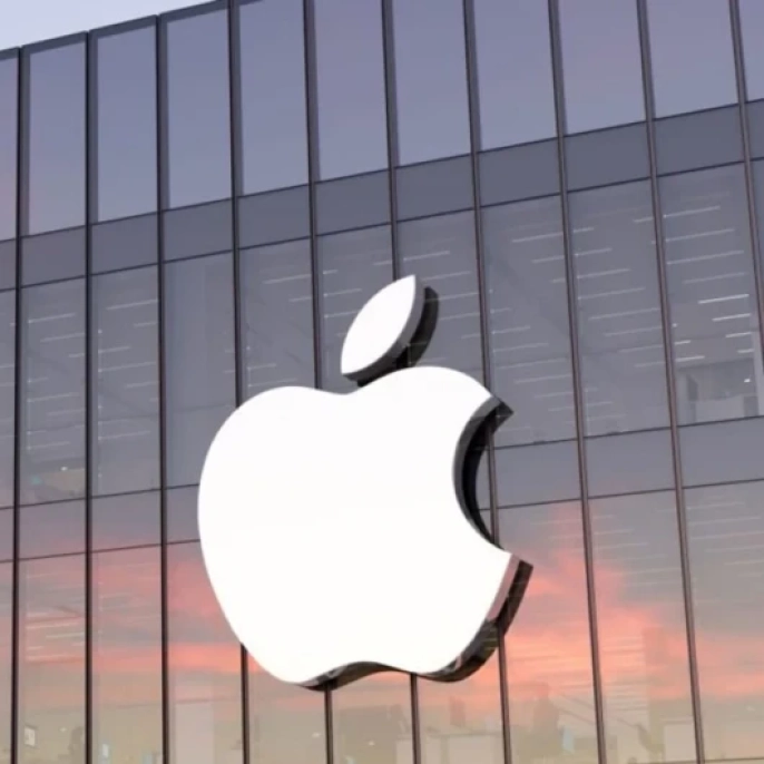 Rusya'dan Apple'a yerli yazılım uyarısı: 4 milyar ruble ceza kapıda