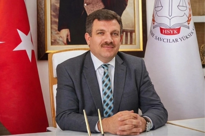 Şaban Kazdal'ın Anayasa Mahkemesi Üyeliği Resmi Gazete'de: Adalet Bakanı'ndan Tebrik