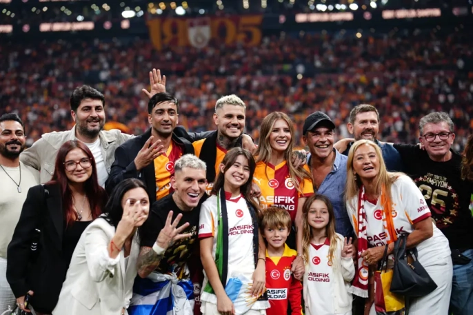 Şampiyon Galatasaray'dan taraftara astronomik kutlama bileti: 19 bin liradan başlıyor!
