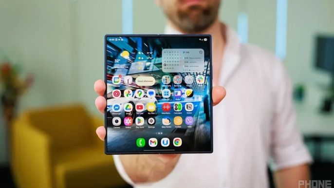 Samsung'dan şaşırtan hamle: Fold8 ve Flip8'e ek olarak gizemli üçüncü model yolda! - 1