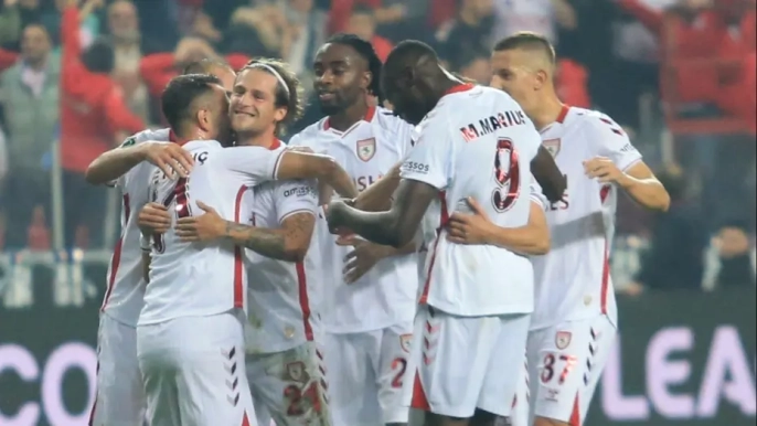 Samsunspor'dan tarihi fırsat: İlk 8'i garantilemek için sahaya çıkıyor