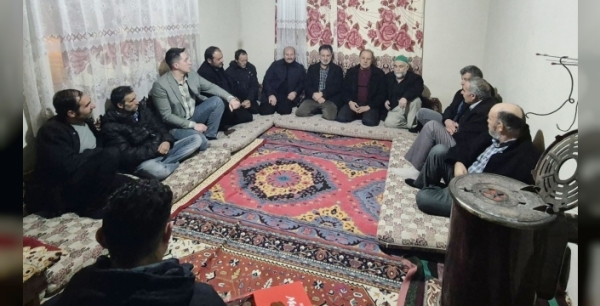 AK Parti heyetinin Sarayönü’nde mahalle ziyaretleri sürüyor
