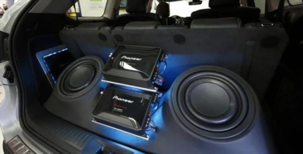 Araçlara sonradan eklenen ses sistemi yasaklandı