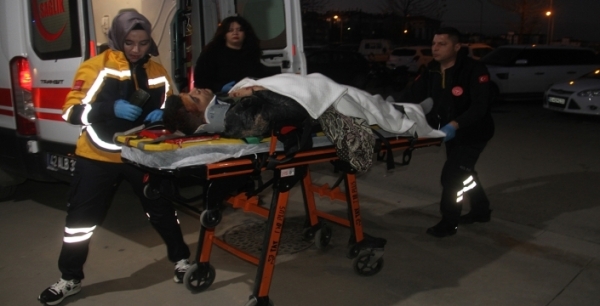 Beyşehir-Konya yolunda otomobil devrildi: 1 yaralı