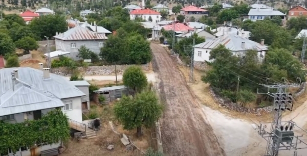 Bozkır'da bozulan yollar için asfalt seferberliği başlatıldı