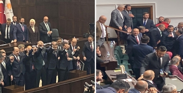 Cumhurbaşkanı Erdoğan, Başkan Koç’a rozetini taktı