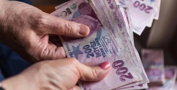 Emekliden seyyanen zam çağrısı: “Açlık Sınırının Altında Kalmamalı”