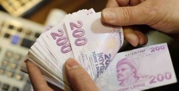 Emeklilere can suyu! PTT’den 14 bin liralık geri ödemesiz destek geliyor
