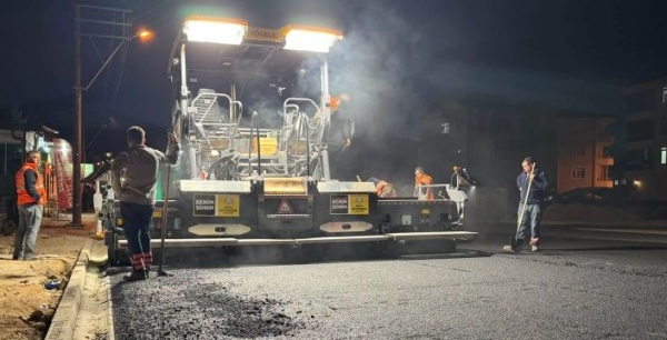 Ilgın'da asfaltta gece mesaisi