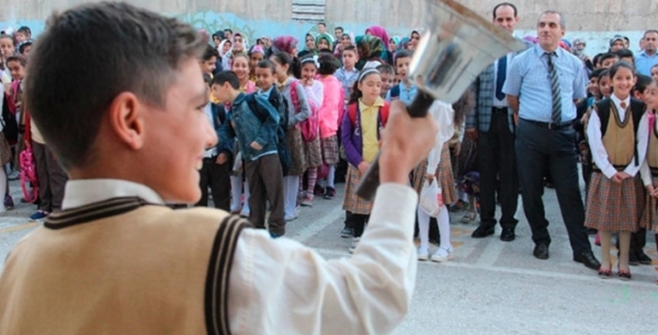İlk ders zili yarın çalıyor: Öğrenciler okula dönüyor