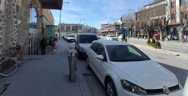 Karapınar’da trafikte yeni dönem: Hatalı parka anında ceza