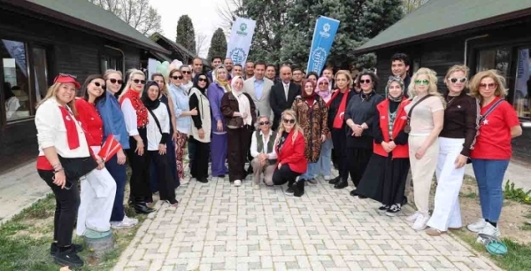 Karatay’da 23 Nisan coşkusu: 300 çocuk doyasıya eğlendi