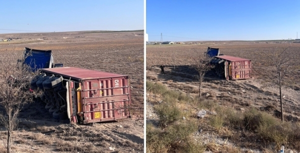 Konya’da çekici devrildi: Sürücü yaralandı