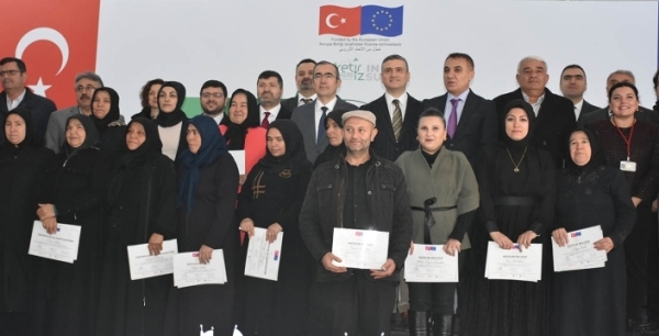 Konya'da tarımsal örgütlere ekipman desteği ve sertifika töreni yapıldı