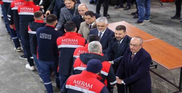 Meram’da bayram buluşması: Başkan Kavuş’tan “Tatil Yok” mesajı
