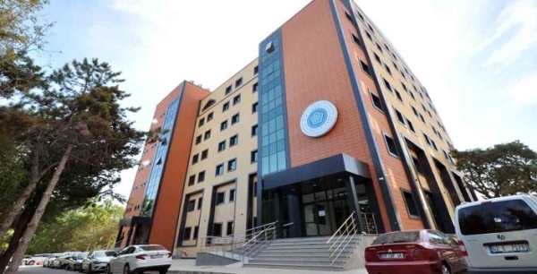 NEÜ’den uluslararası başarı: Diş hekimliğinde dünya ortalamasını geçti