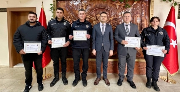 Sarayönü’nde asayiş ekiplerinin dikkat ve tedbiri ödüllendirildi