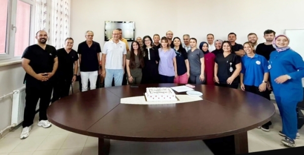 Sarayönü’nde Dişhekimi çifte veda: 6 yıllık görev sona erdi