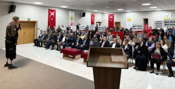 Sarayönü’nde duygu dolu program: Şehitler ve Gaziler unutulmadı