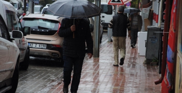 Yağışlar üreticilerin yüzünü güldürdü