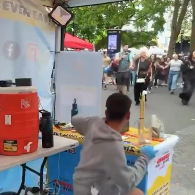 Seattle'da kalabalığın üzerine silahlı saldırı: 2 ölü, 5 yaralı