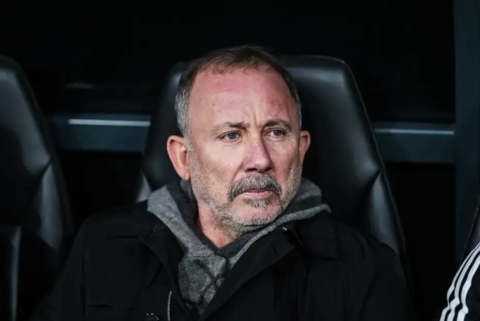 Sergen Yalçın'dan hakemlere ve Gaziantep FK'ya şok eleştiri: 'Sürekli yerde yattılar