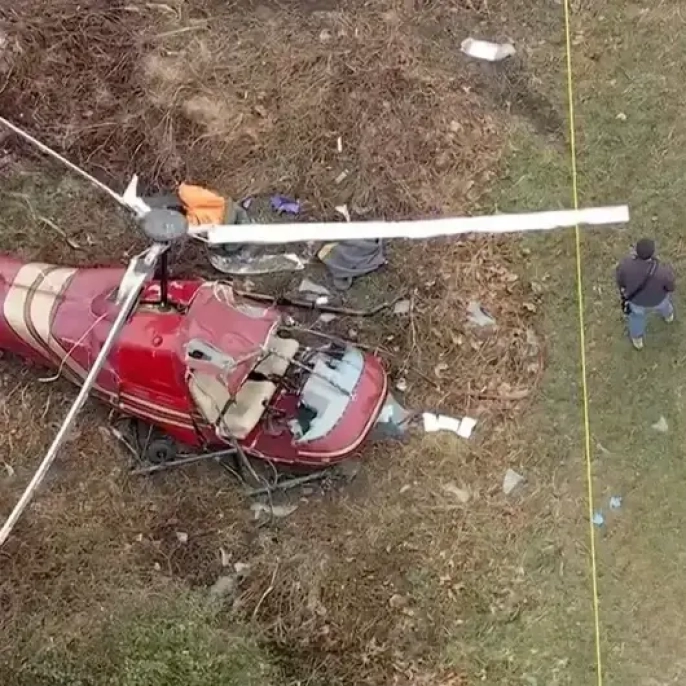 Şok! İki helikopter havada çarpıştı: 1 ölü, 1 ağır yaralı