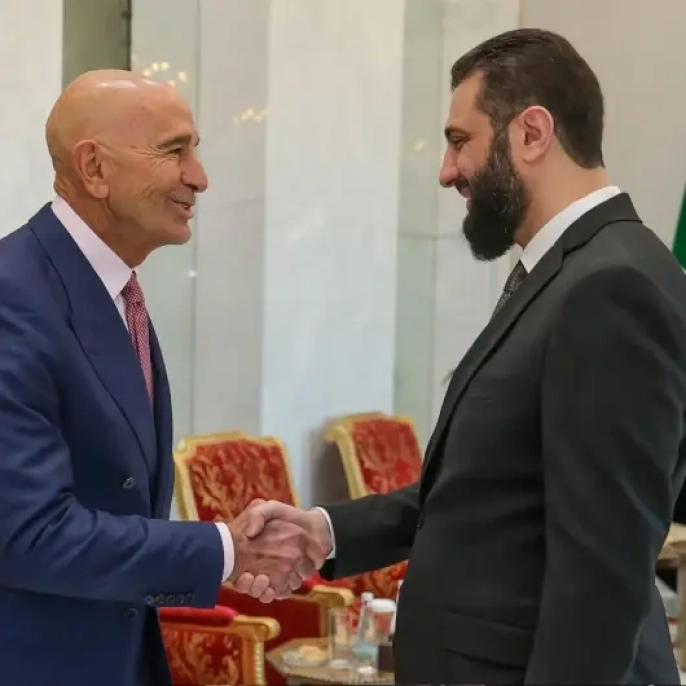 Suriye Lideri Şara, ABD Temsilcisi Barrack ile Görüştü: Bölgesel Gelişmeler Masadaydı