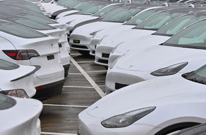 Tesla, ABD'deki zorluklara rağmen elektrikli araç satışlarını artırdı