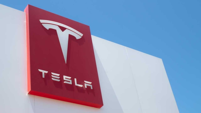 Tesla araçlarında tehlikeli tahliye sorunu: NHTSA soruşturma başlattı! - 1