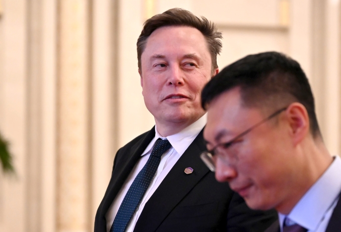 Tesla, SpaceX birleşmesi için Çin operasyonlarını satmayı düşünüyor