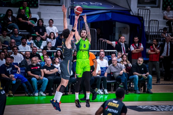 Tofaş, Petkimspor karşısında son dakikada kaybetti