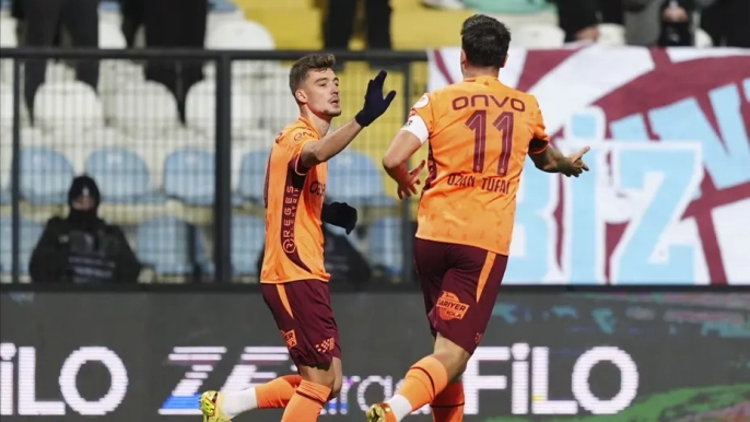 Trabzonspor İstanbulspor'u gol yağmuruna tuttu: 6-1