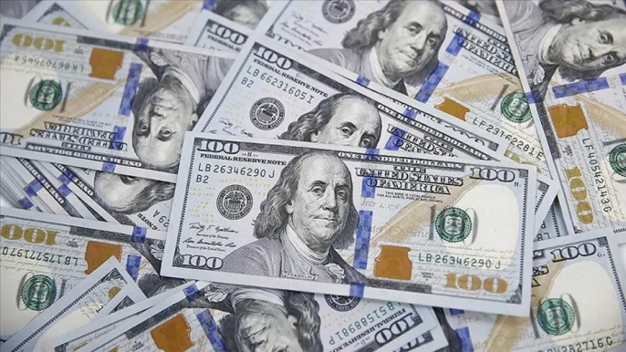 Trump etkisiyle dolar coştu: İki haftanın zirvesine fırladı!