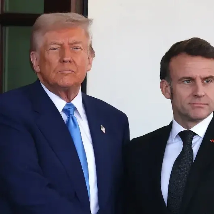 Trump'tan Macron'a şok hamle: Özel mesajı sosyal medyada paylaştı!